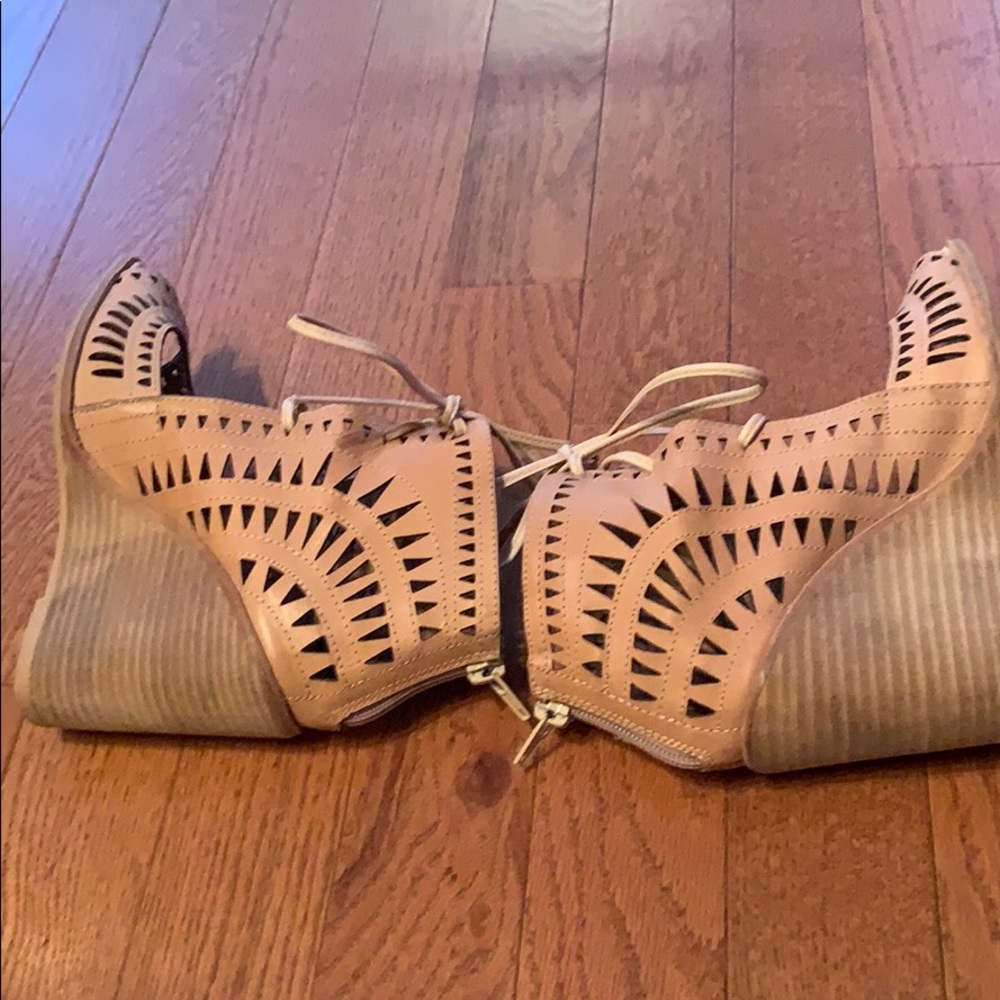 Jeffrey Campbell wedges - Picture 5 of 7